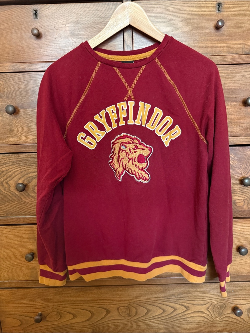 Gryffindor Maroon & Gold Sweatshirt - Harry Potter Small
